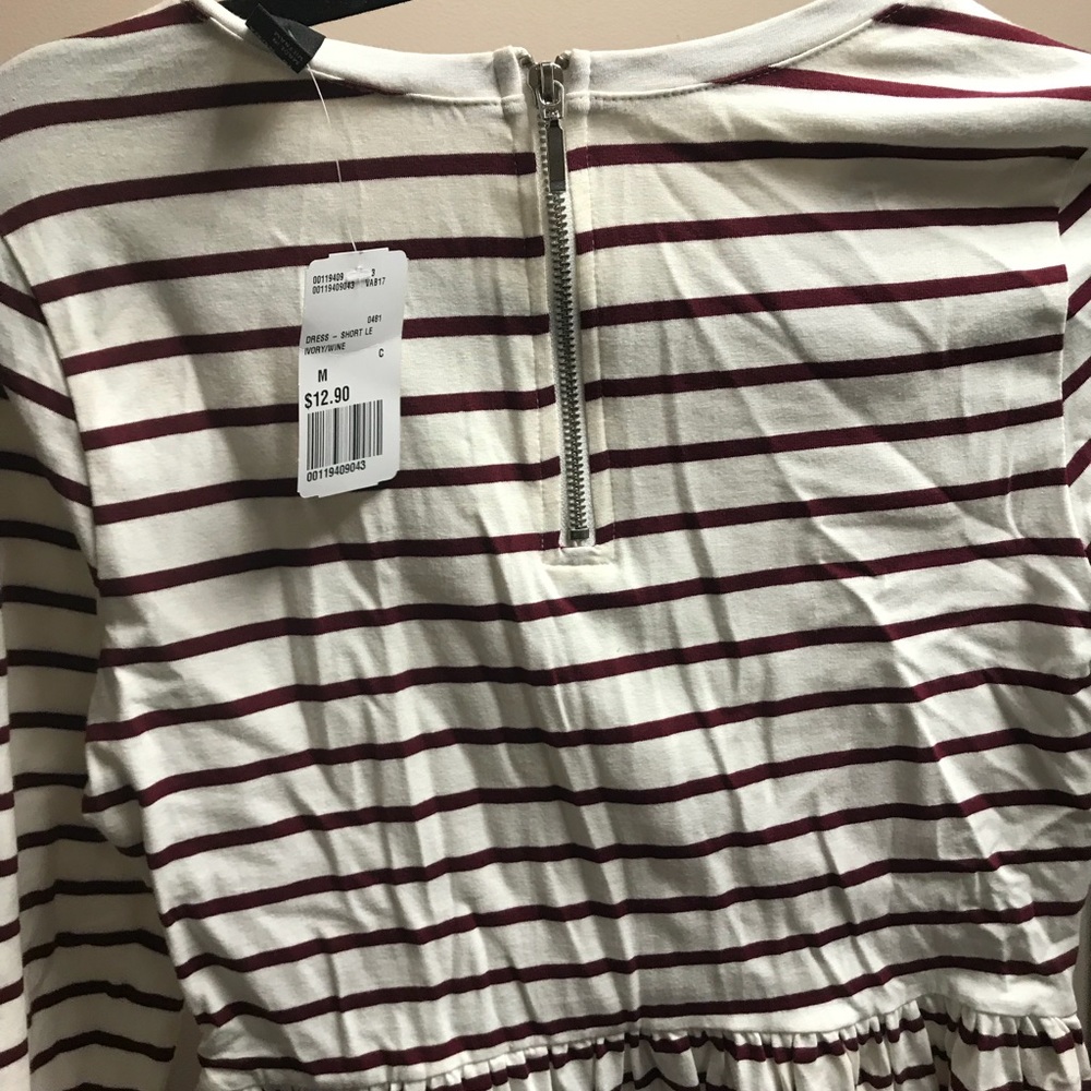 DRESS - Picture 3 of 3